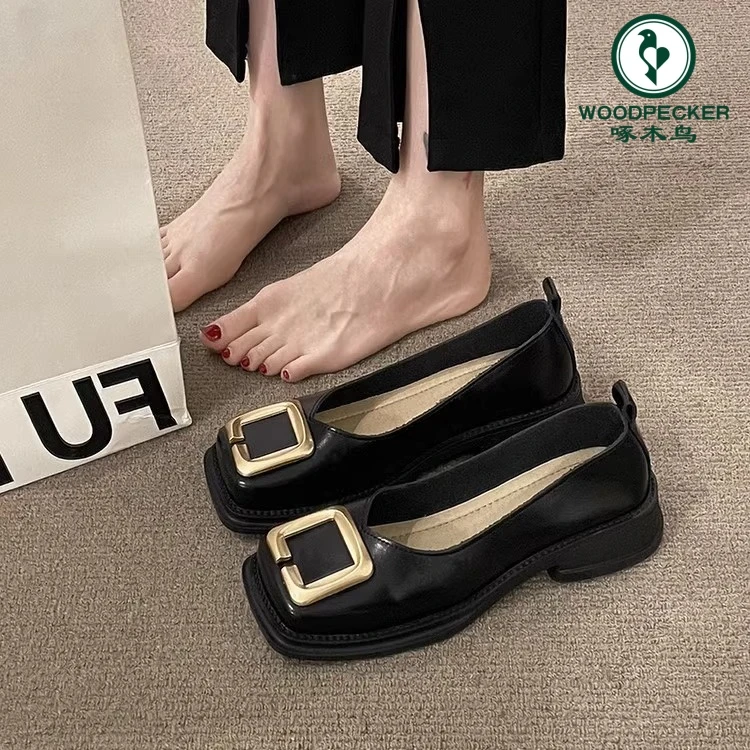 啄木鸟法式复古小皮鞋女2024夏新款高级感金属方扣玛丽珍鞋单鞋女