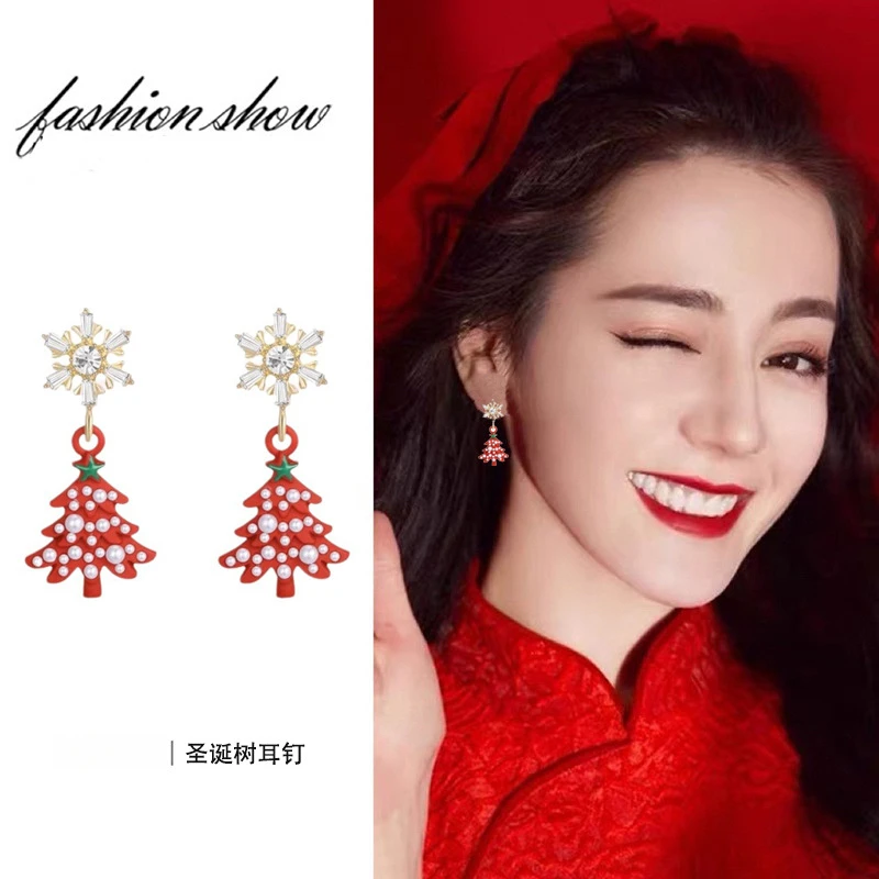 红色松树圣诞耳环女2024新款雪花耳钉轻奢小众高级感秋冬耳饰品潮