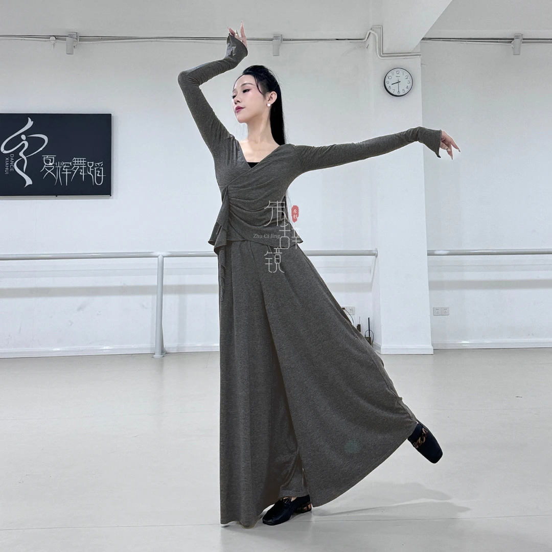 暮云朱辞镜夏辉老师气质设计感时尚休闲秋冬新中式常服古典舞服