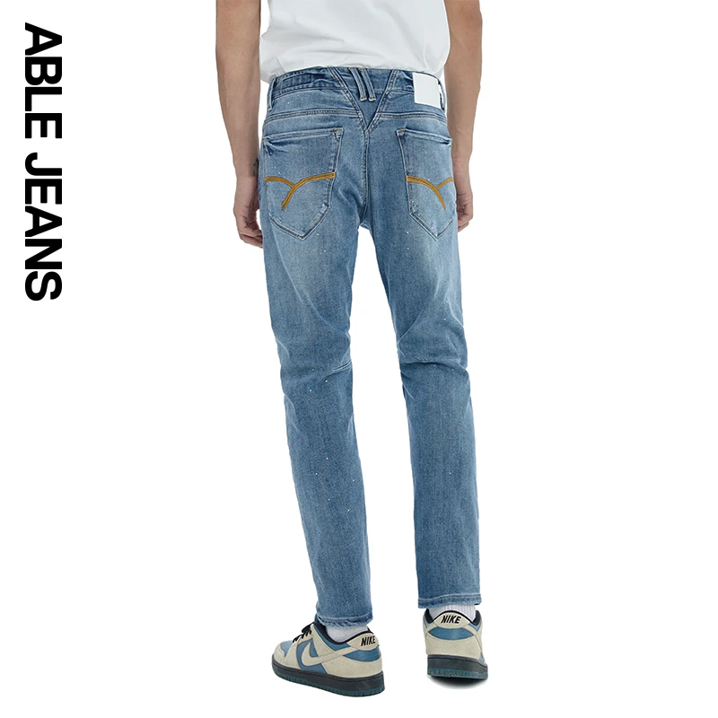 ABLE JEANS【大V裤】新款复古直筒宽松微锥弹力破洞牛仔裤男801315