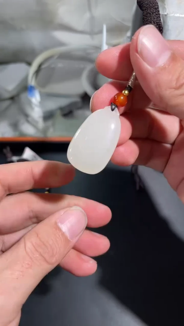 【闪购商品】和田玉颈饰未镶嵌无事牌