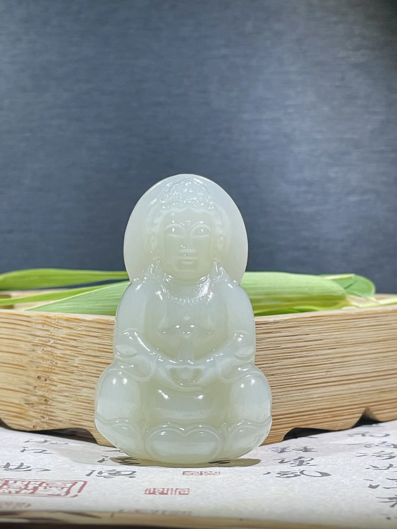 正宗天然和田玉白玉观音男女皆可佩戴拍一发一