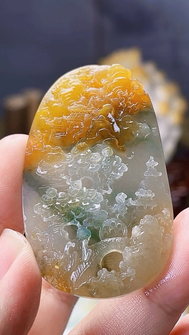 天然缅甸翡翠冰胶三彩山水牌毛货买断需抛光