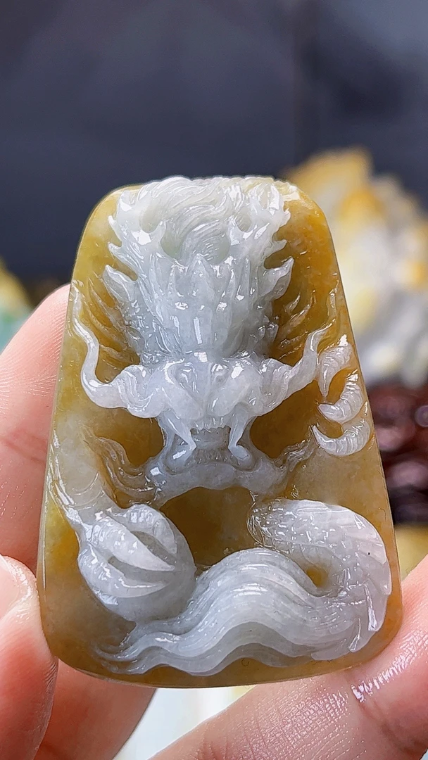 天然缅甸翡翠特色黄翡皮壳龙牌毛货买断需抛光尺寸高56宽25厚10.6