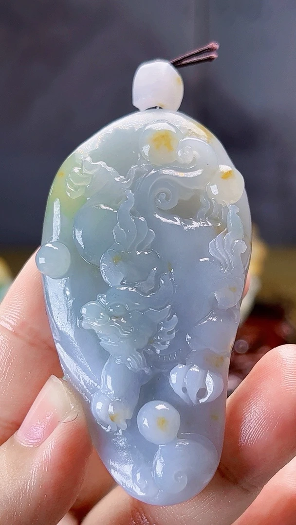 天然缅甸翡翠特色冰胶洒金黄麒麟毛货买断需抛光尺寸高68宽36厚12