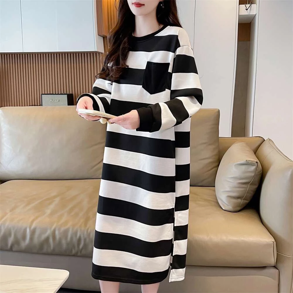 （550-599）编码2024秋季新款宽松大码女装时尚大码连衣裙