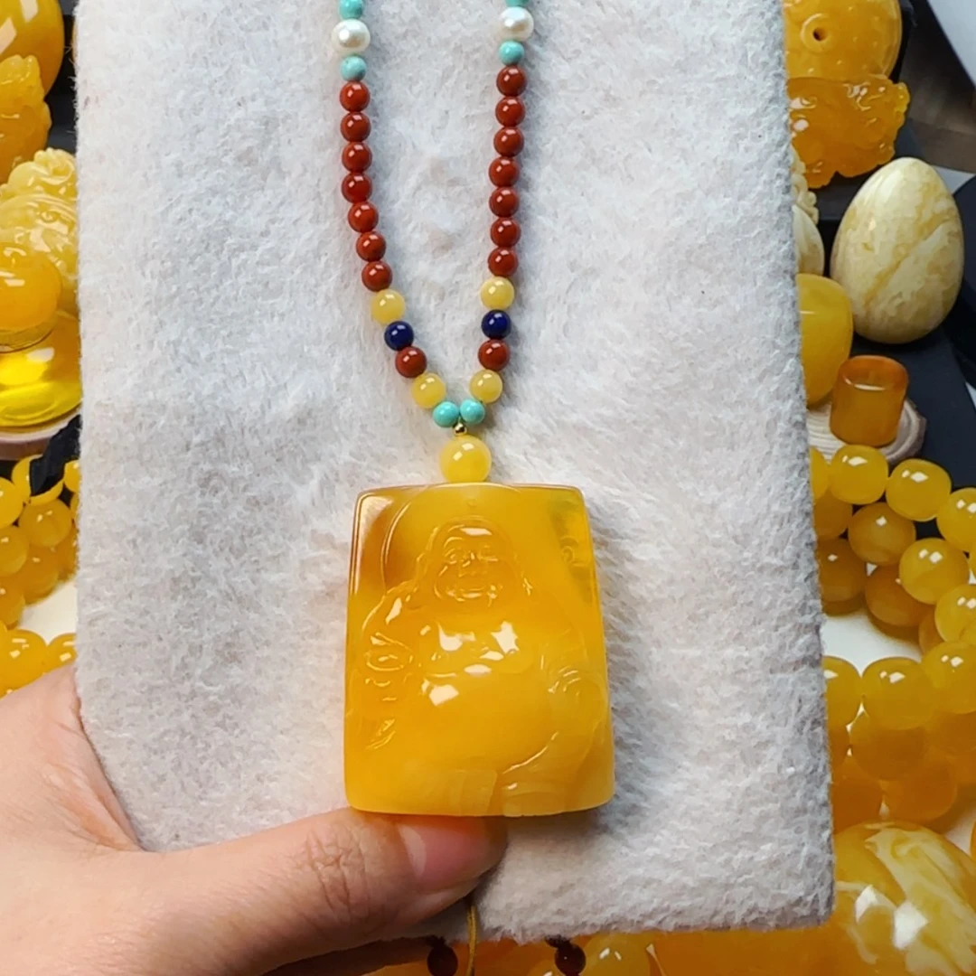 【闪购商品】琥珀颈饰未镶嵌别****。