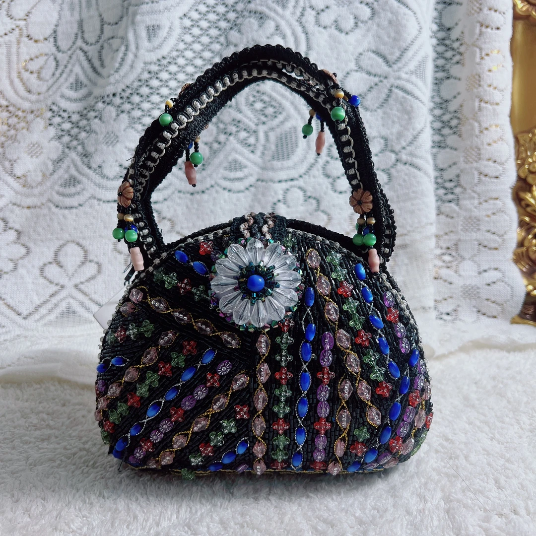 编码1069纯手工经典复古立体钉珠晚宴包重工串珠黑色手提包包孤品