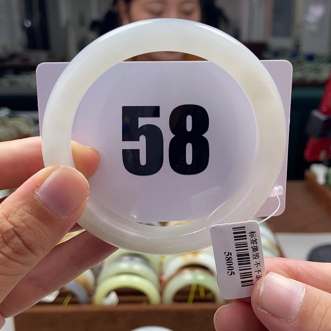 和田玉手镯未镶嵌58.7