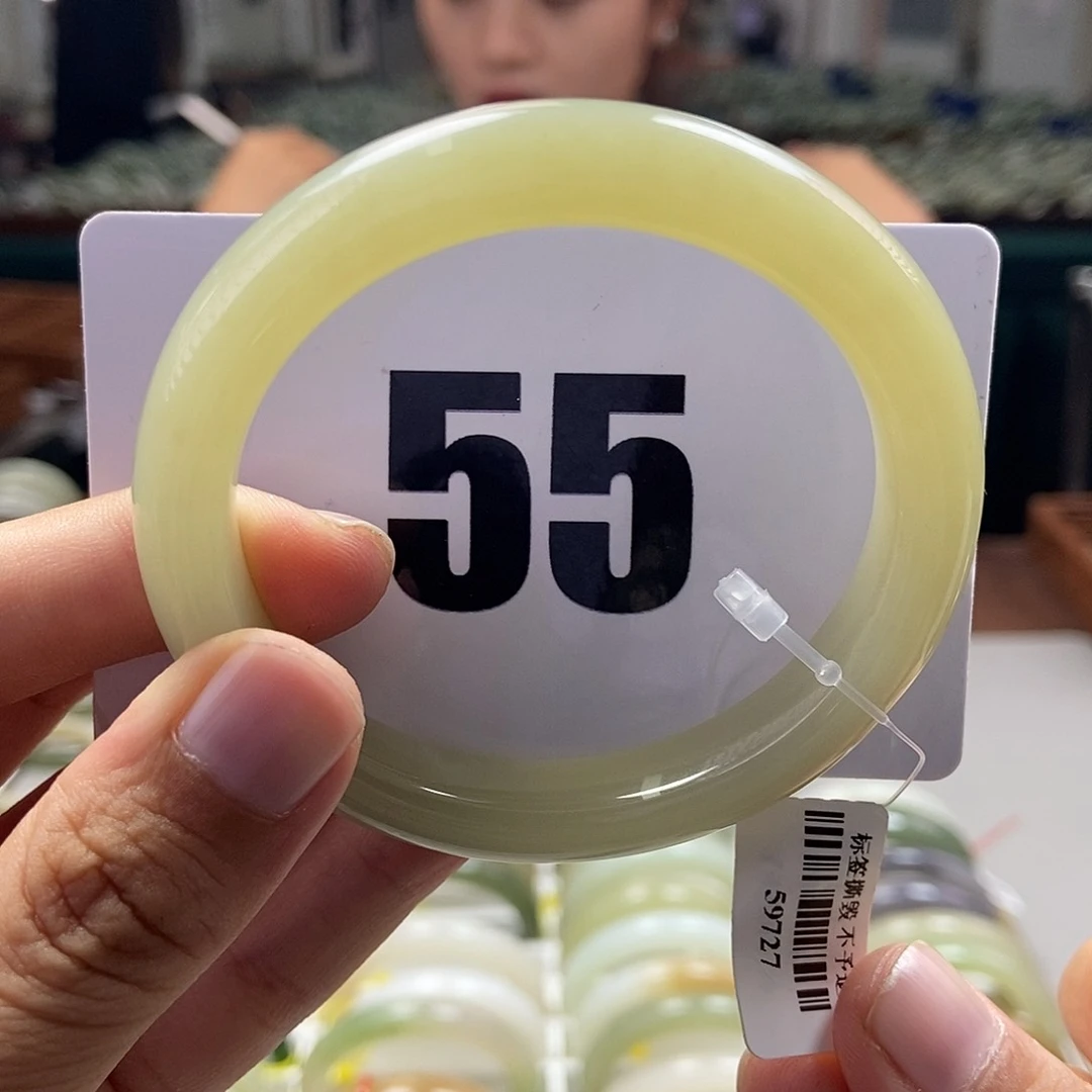 和田玉手镯未镶嵌55.4