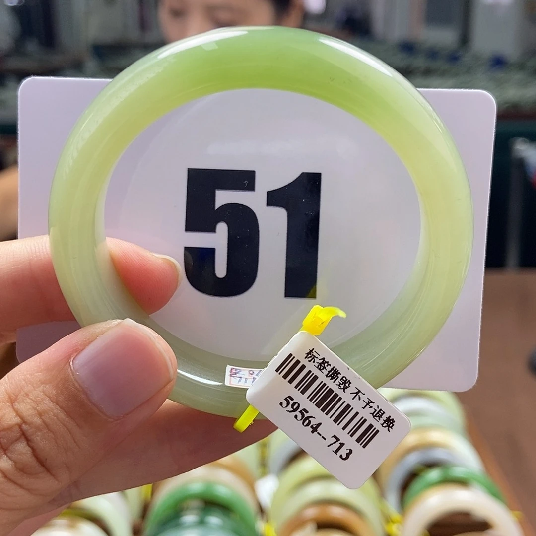 和田玉手镯未镶嵌51
