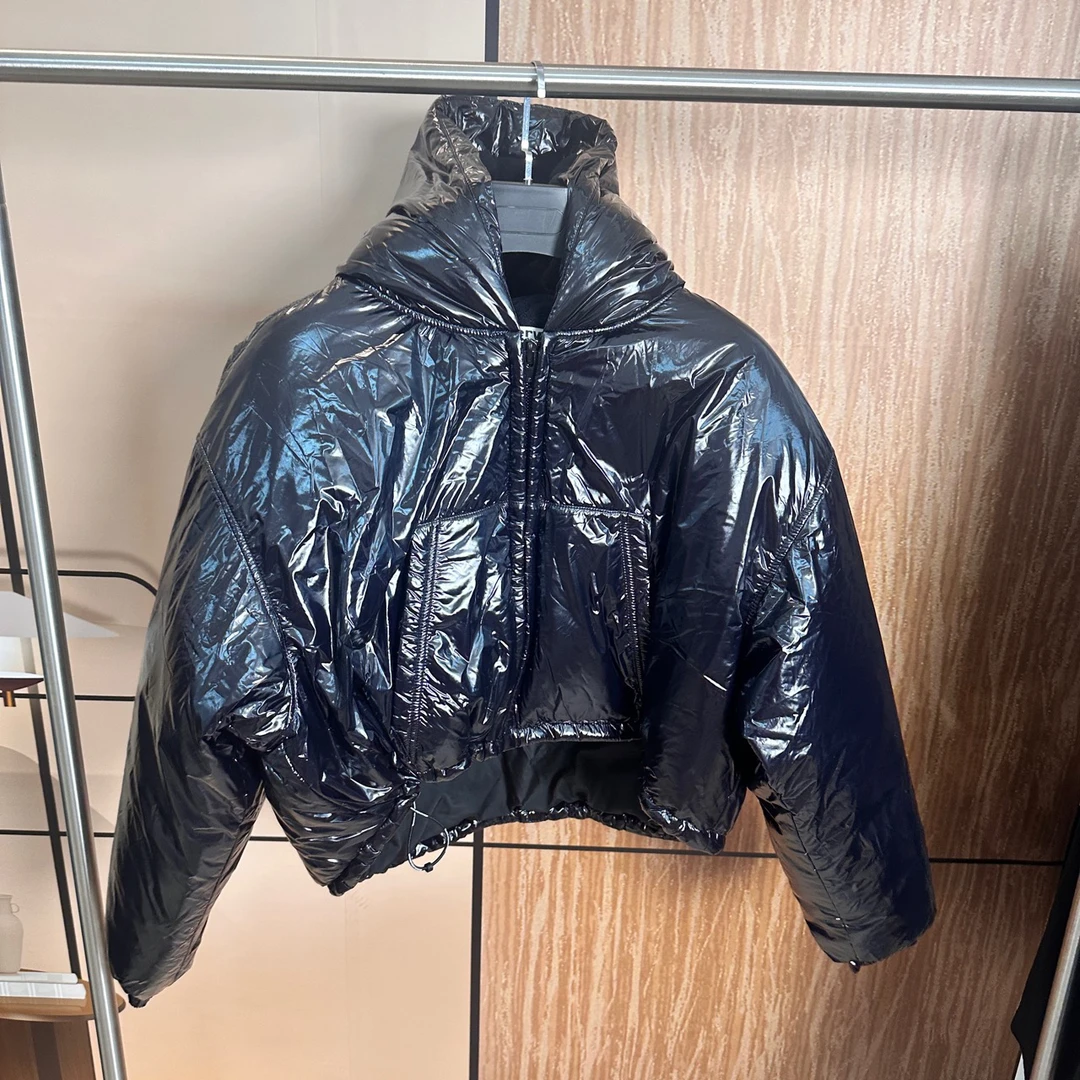 Alexander Wang 亚历山大王 黑色亮面短款面包羽绒服 M码 98新