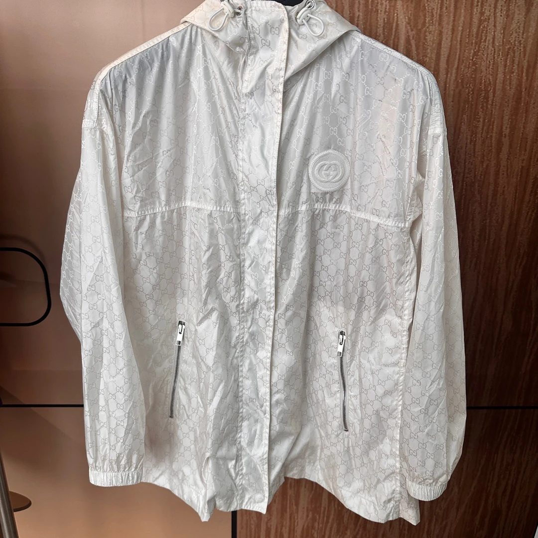 古驰 Gucci 白色双G老花防晒衣冲锋衣 40码 全新吊牌
