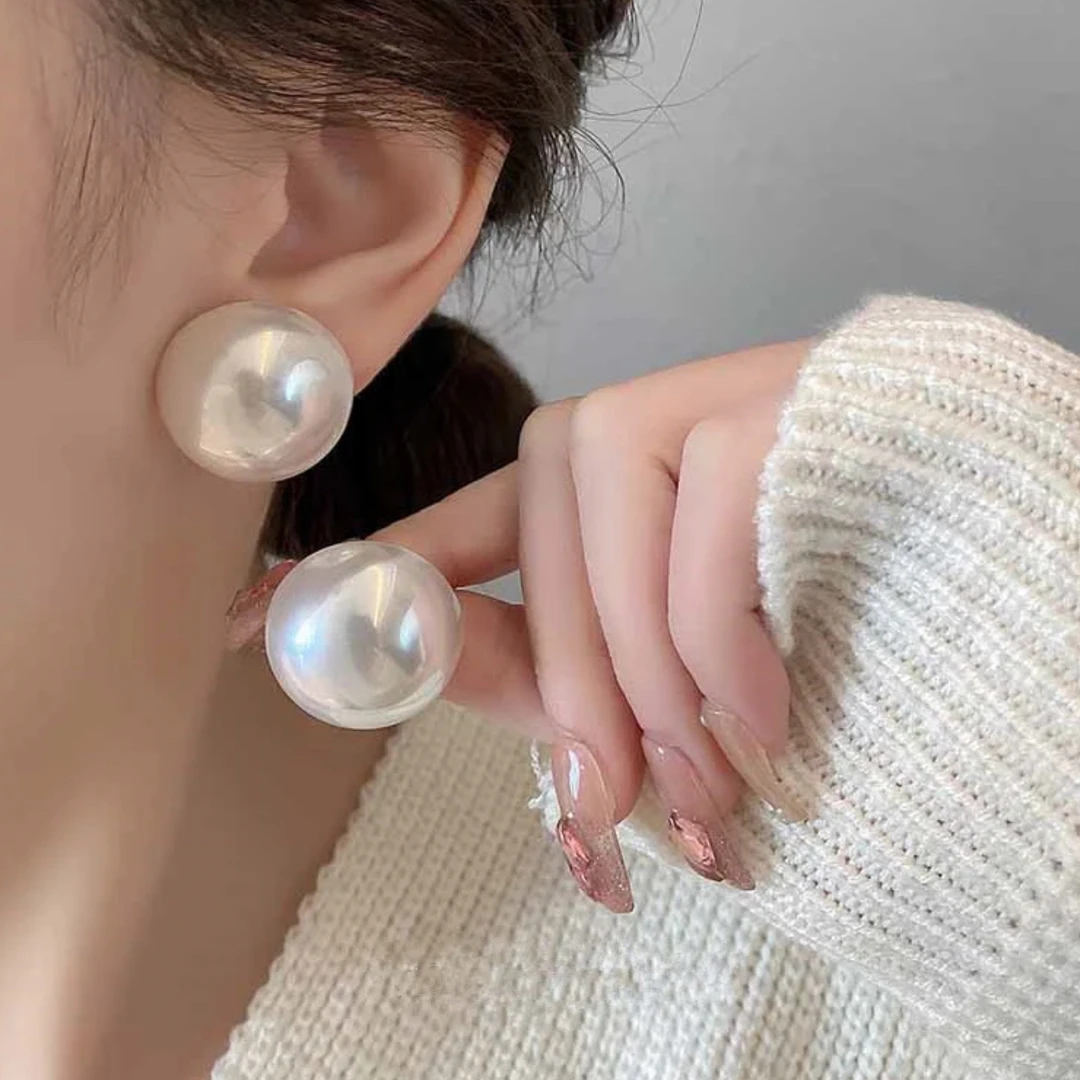 铜合金耳饰 法式轻奢百搭耳钉简约夸张新款潮韩国气质网红耳环ins