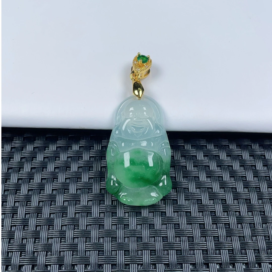 （珠宝严选） D070飘绿佛公吊坠多样性发一