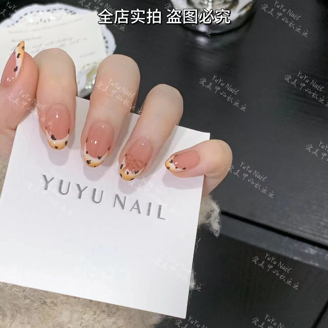 YUYU -【小豹可可】-手绘豹纹高级气质 -小众设计师手工穿戴甲