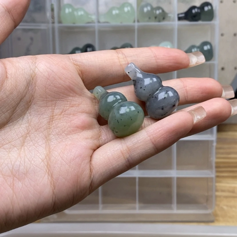 【闪购商品】蛇纹石玉颈饰未镶嵌65