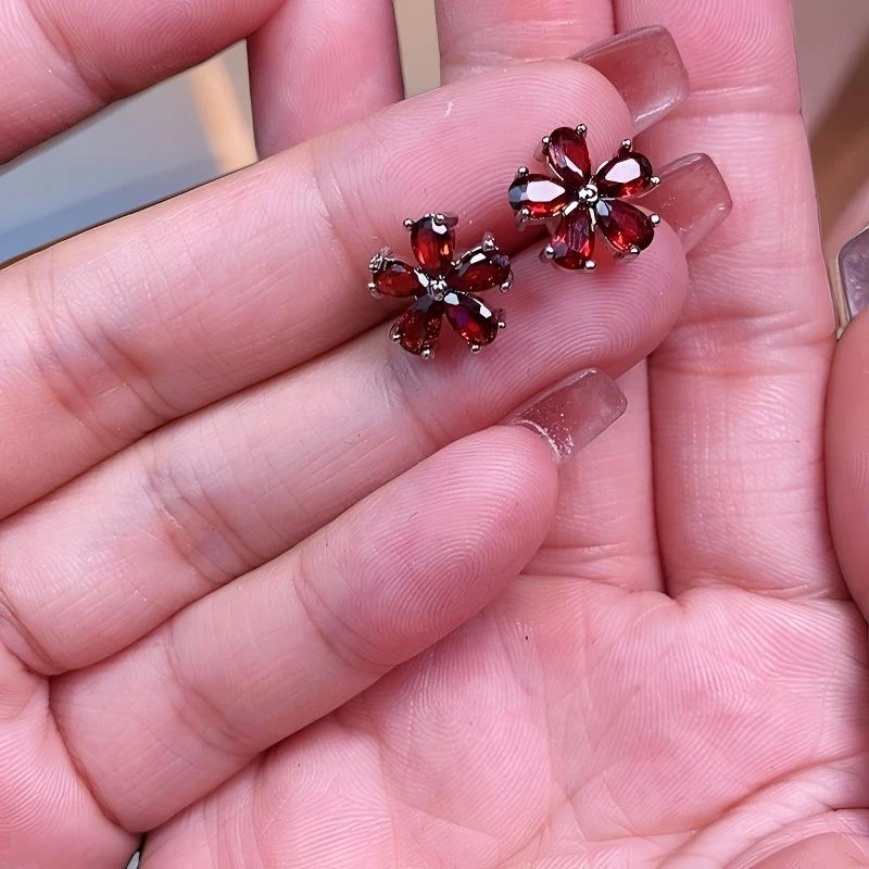 天然石榴石耳钉 净体花瓣耳饰时尚热款 精致女人