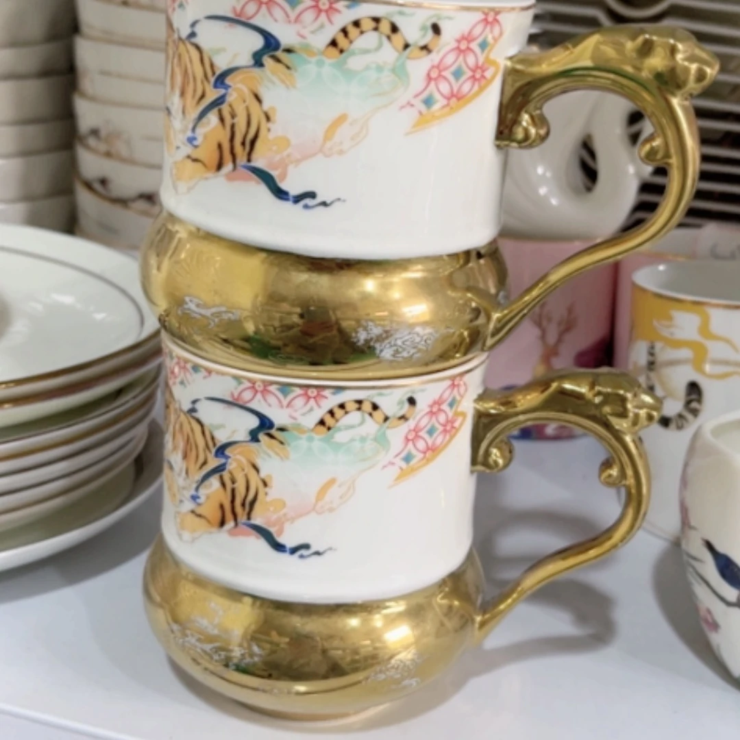 【闪购商品】陶瓷盘老虎杯2个瑕疵明显