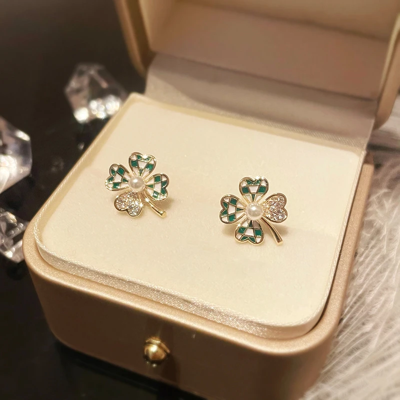 925银耳饰 dy银针铜合金耳饰春季新品简约撞色四叶草耳环绿色格子