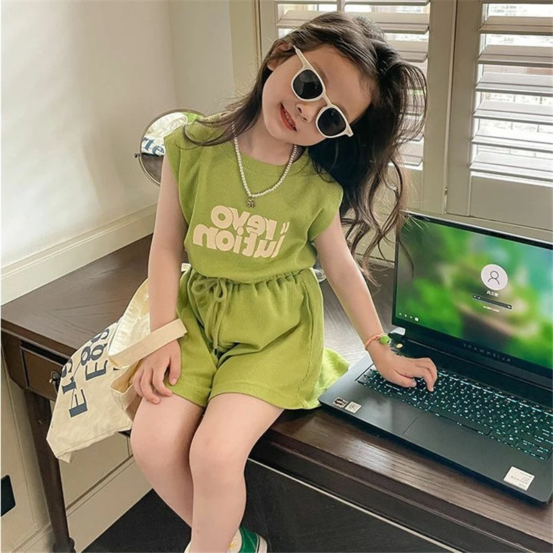 夏季女童套装宝宝洋气儿童潮韩版字母背心T恤短裤运动两件套女孩