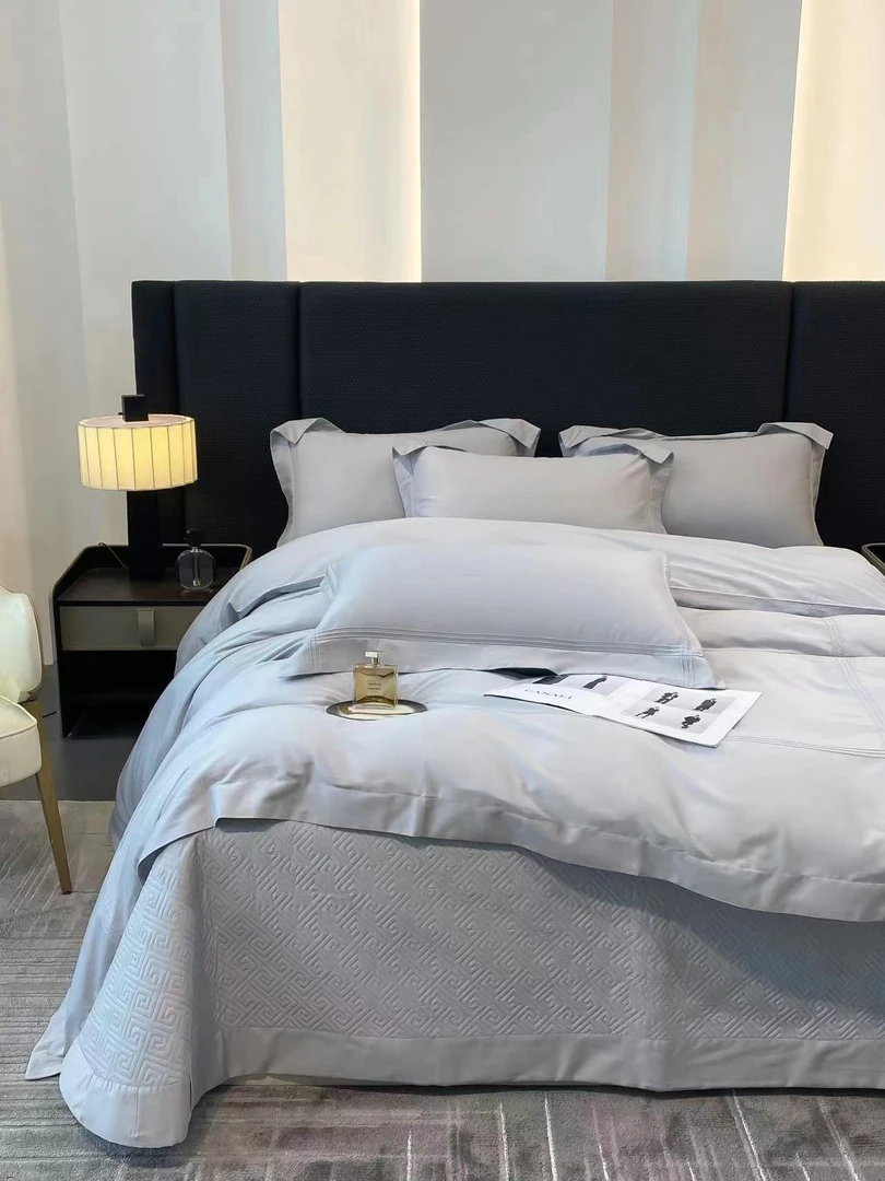 纯棉高密新疆阿克苏长绒棉加厚款单品床盖透气夹棉纯色简约机洗