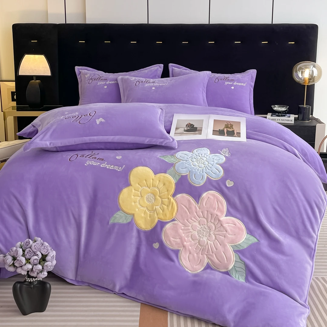 轻奢高档时尚亲肤 2024新款A类牛奶绒刺绣贴布绣四件套-花语系列