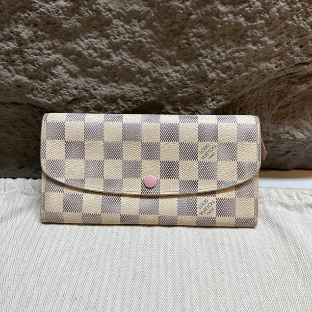 95新 LouisVuitton/路易威登 lv棋盘格白色豆豆钱包1