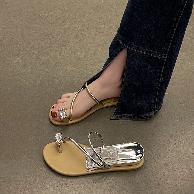 水钻夹趾仙女风凉拖鞋女鞋外穿时尚平底内增高坡跟显瘦带钻凉鞋