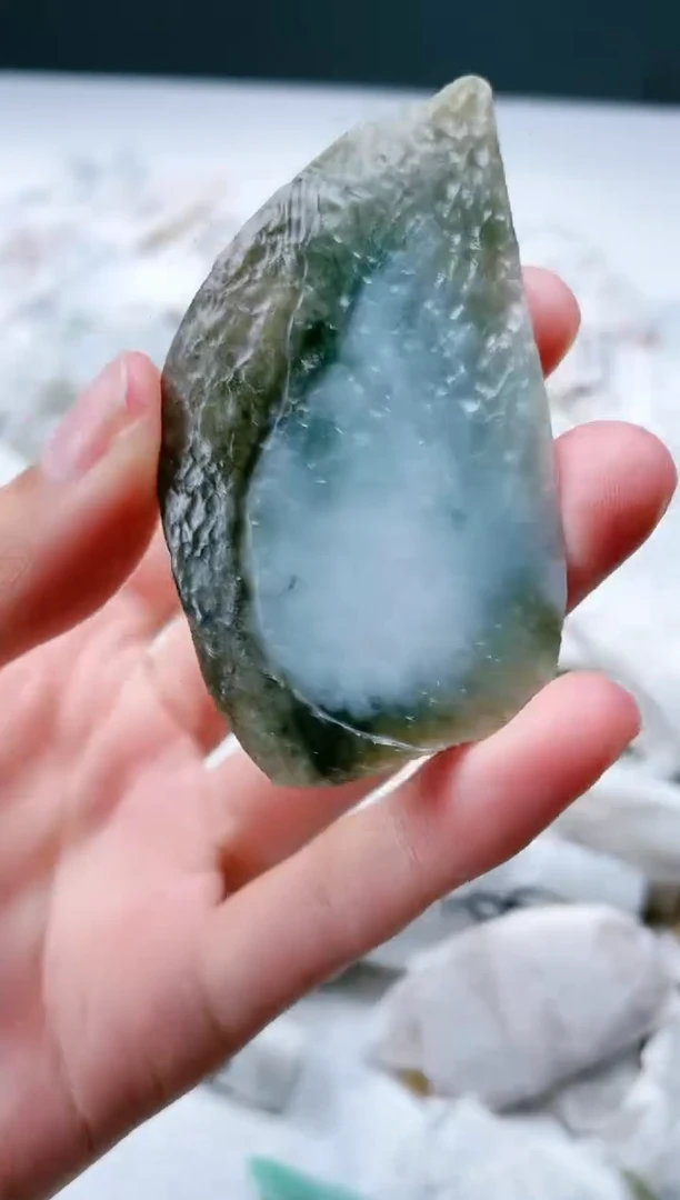 【闪购商品】翡翠颈饰未镶嵌翡翠