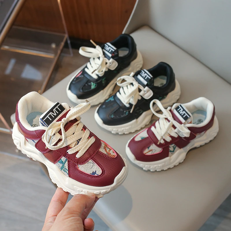 女童运动鞋2024春秋新款复古软底百搭轻便男童透气老爹鞋洋气1035