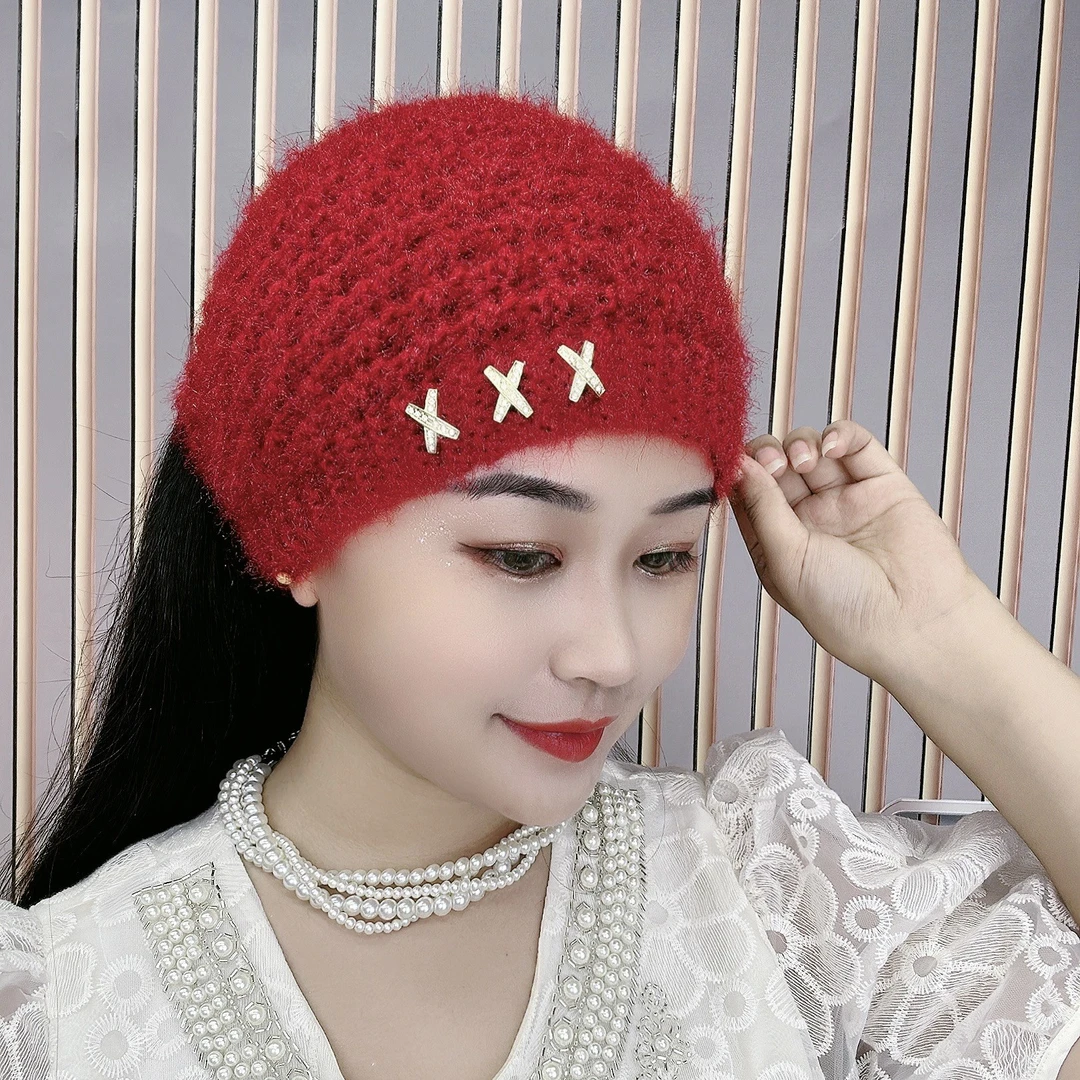 酒红色帽子女秋冬松鼠绒毛线帽遮白发洋气头套包头帽护耳保暖发带