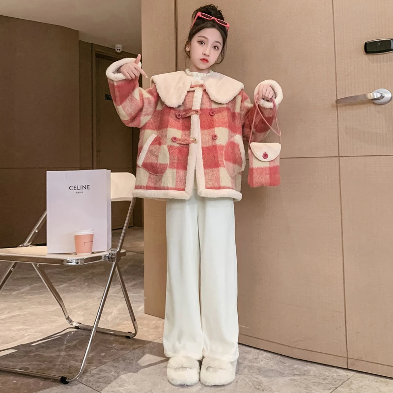 女童加绒外套冬季2025新款大童女孩秋冬装加厚一体绒格子呢大衣潮