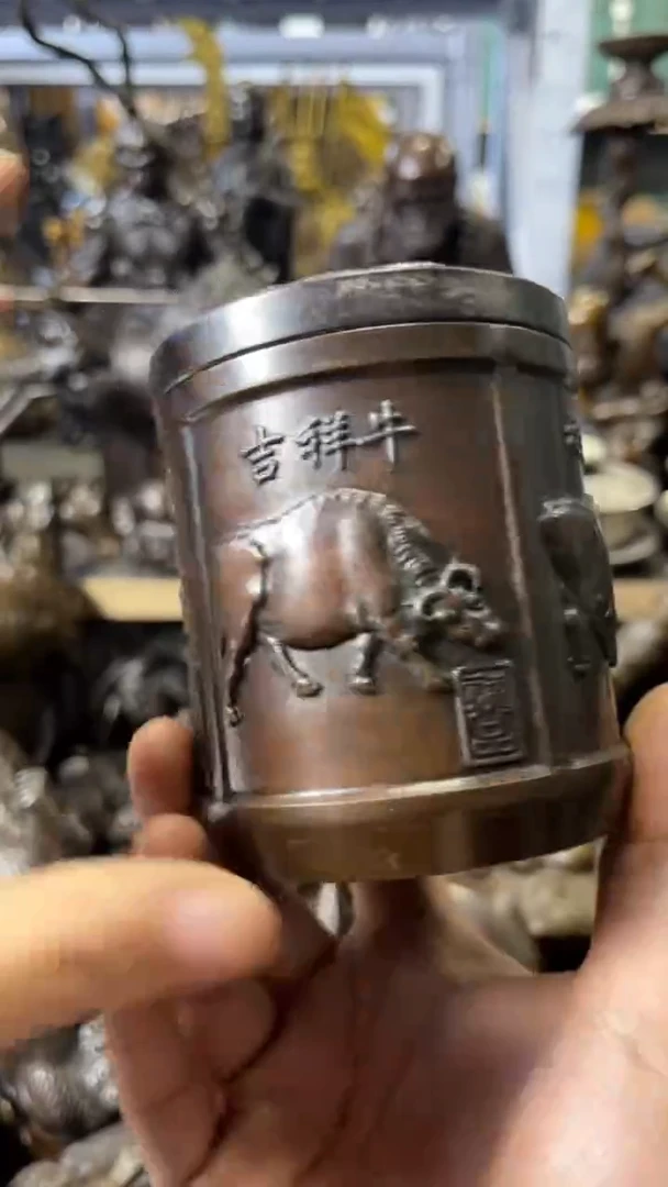 【闪购商品】铜五牛罐竖铜案台摆件 把玩物件