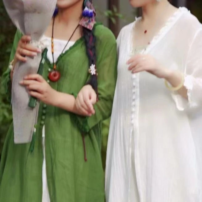 【羊在在】新款民族风纯色开衫连衣裙