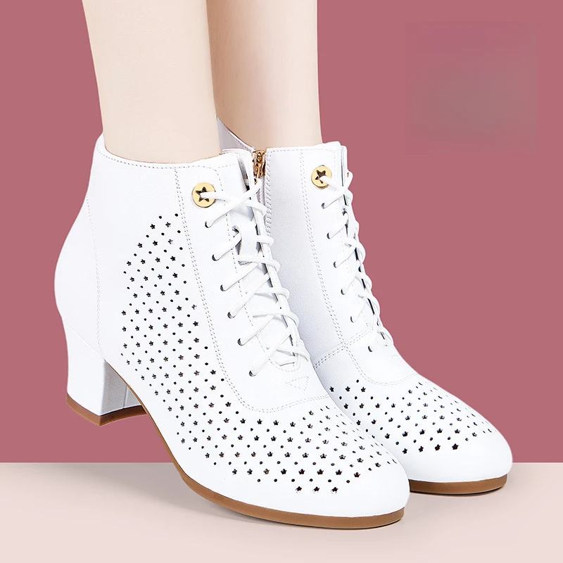 2025年新款白色舞蹈鞋夏季广场舞鞋女跳舞鞋中跟软底拉丁舞鞋女式