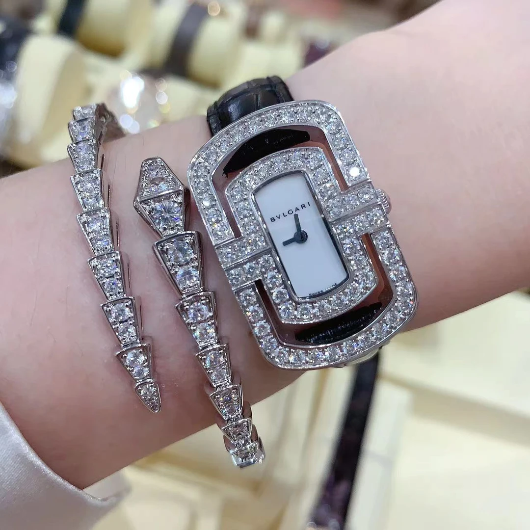 99新 BVLGARI/宝格丽 回形针女表/石英/白金
