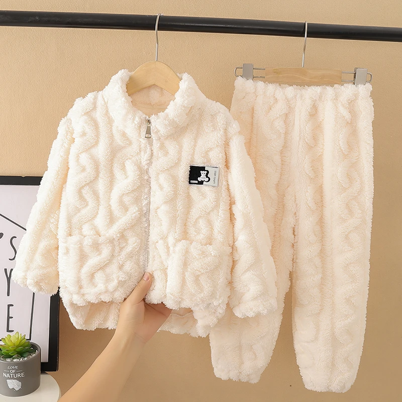 秋冬季儿童法兰绒睡衣女童男童珊瑚绒加厚男孩家居服套装保暖