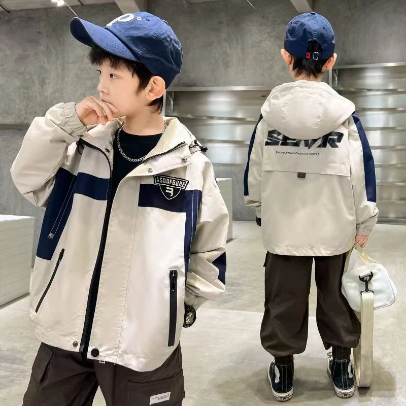 男童春秋外套2024新款春秋季夹克中大童连帽风衣男孩洋气上衣童装