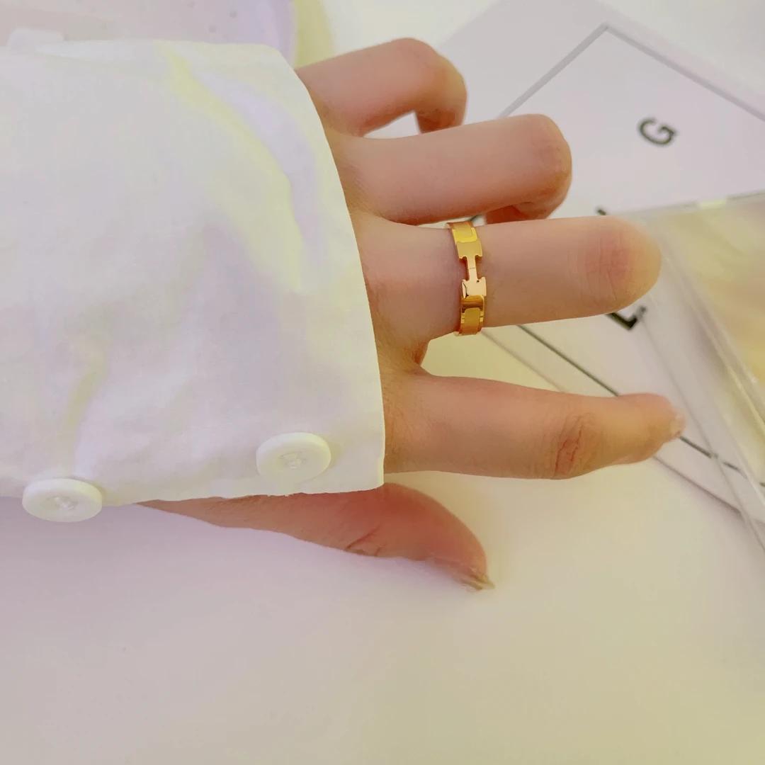 钛钢戒指 时尚饰品轻奢气质可爱少女简约百搭精致字母戒指1588