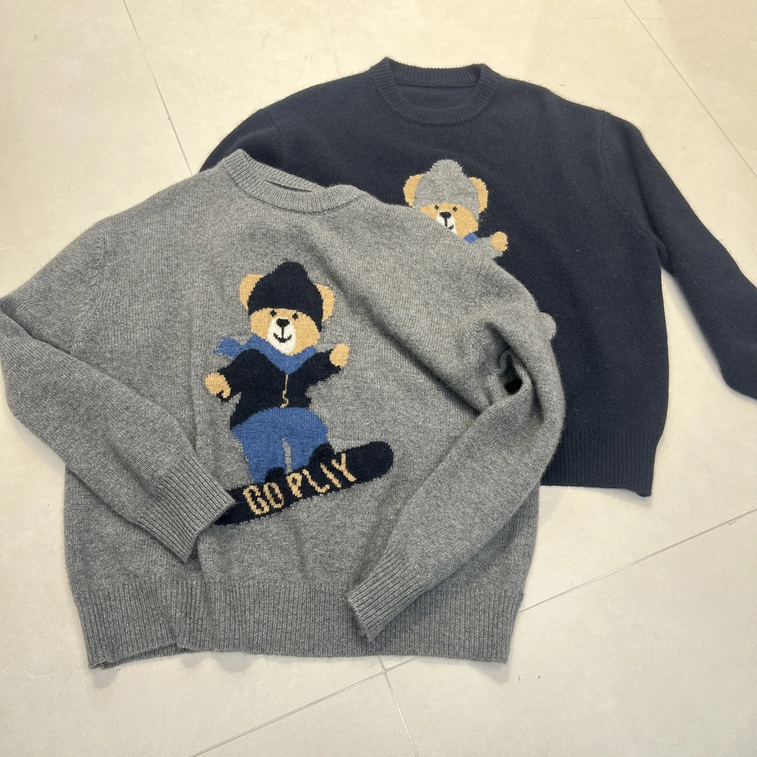 【摩姐姐欧韩】82690新款滑板小熊羊绒衫