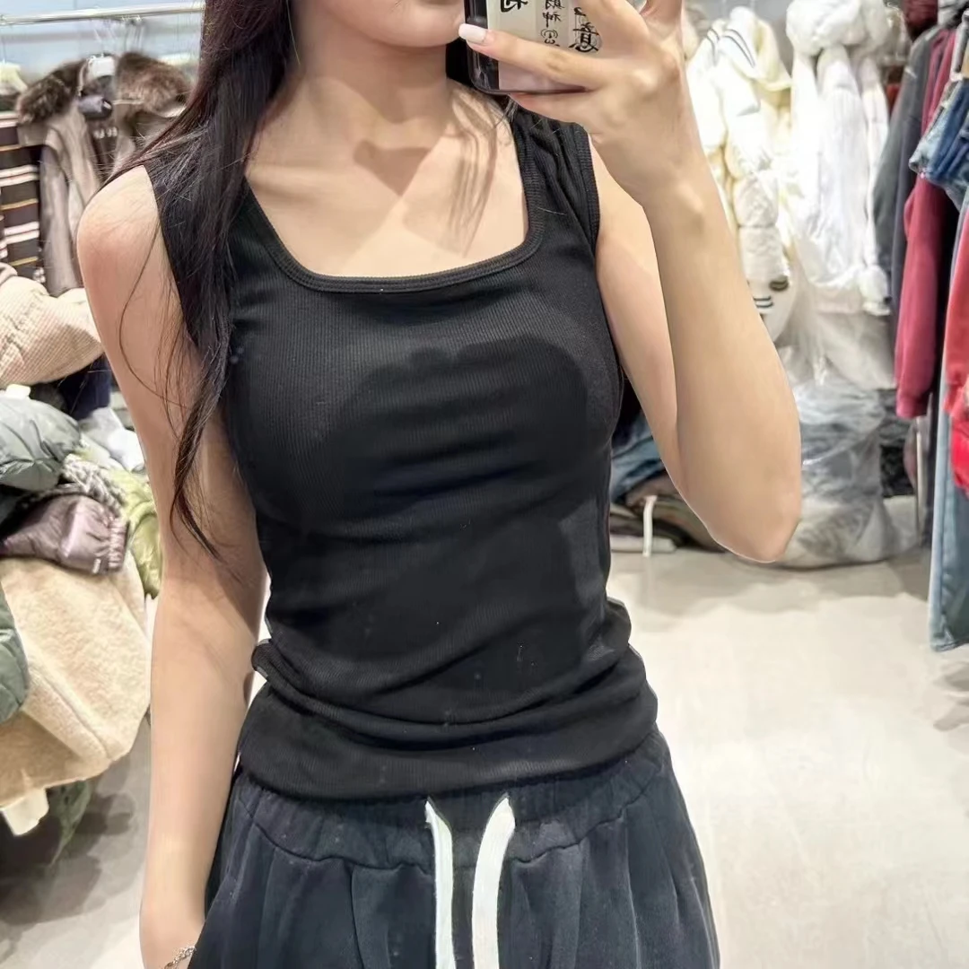 【摩姐姐欧韩】宽肩磨毛带胸垫背心
