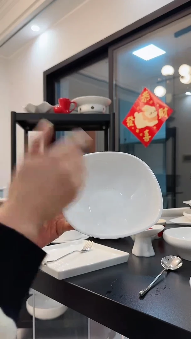 【闪购商品】其他5.8英寸方碗有个开模线条微瑕介意不怕