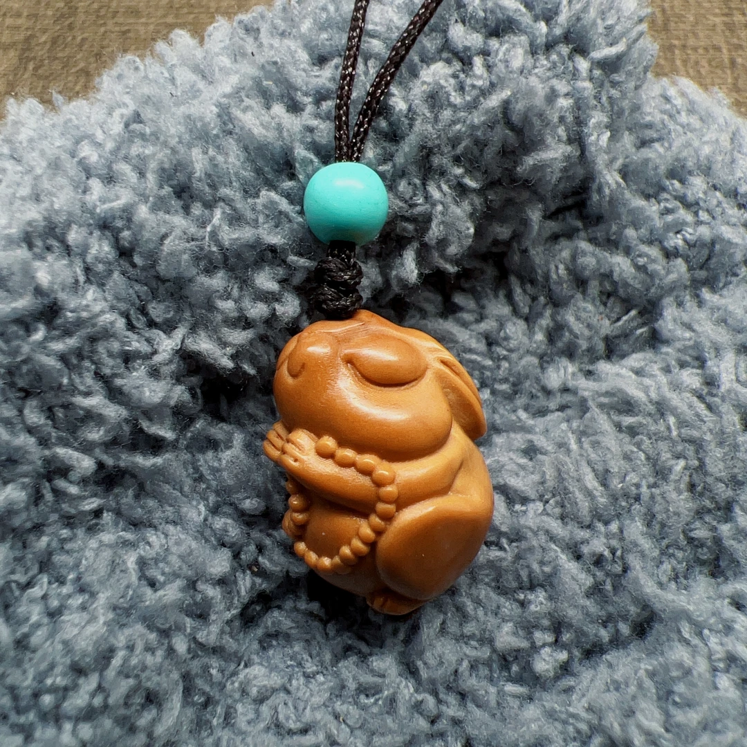 1.7橄榄核雕橄榄胡小白兔单籽可爱兔子小兔子大白兔手机吊坠礼物