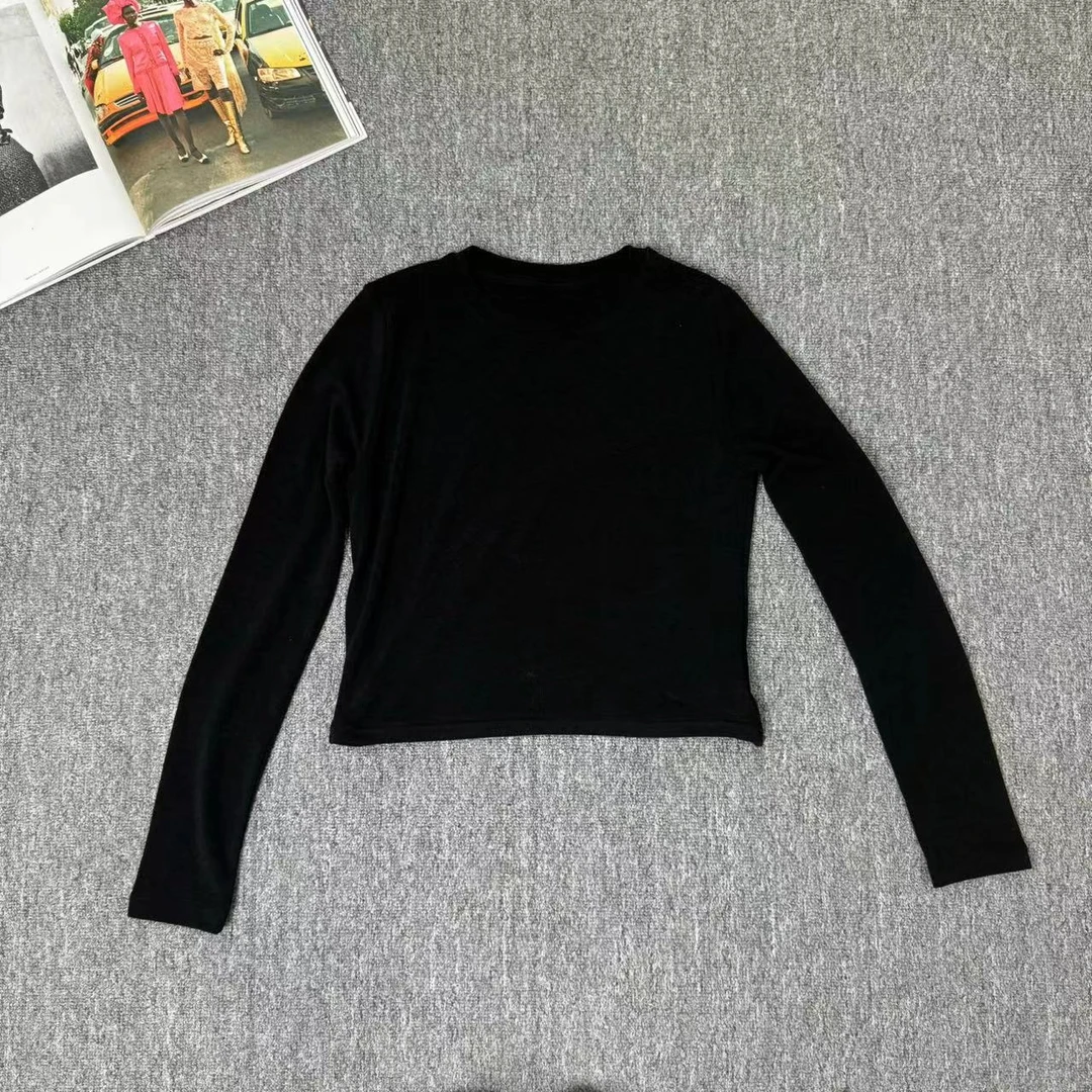13082余小鱼 黑色纯色套头线条设计休闲韩系圆领长袖百搭T恤女装