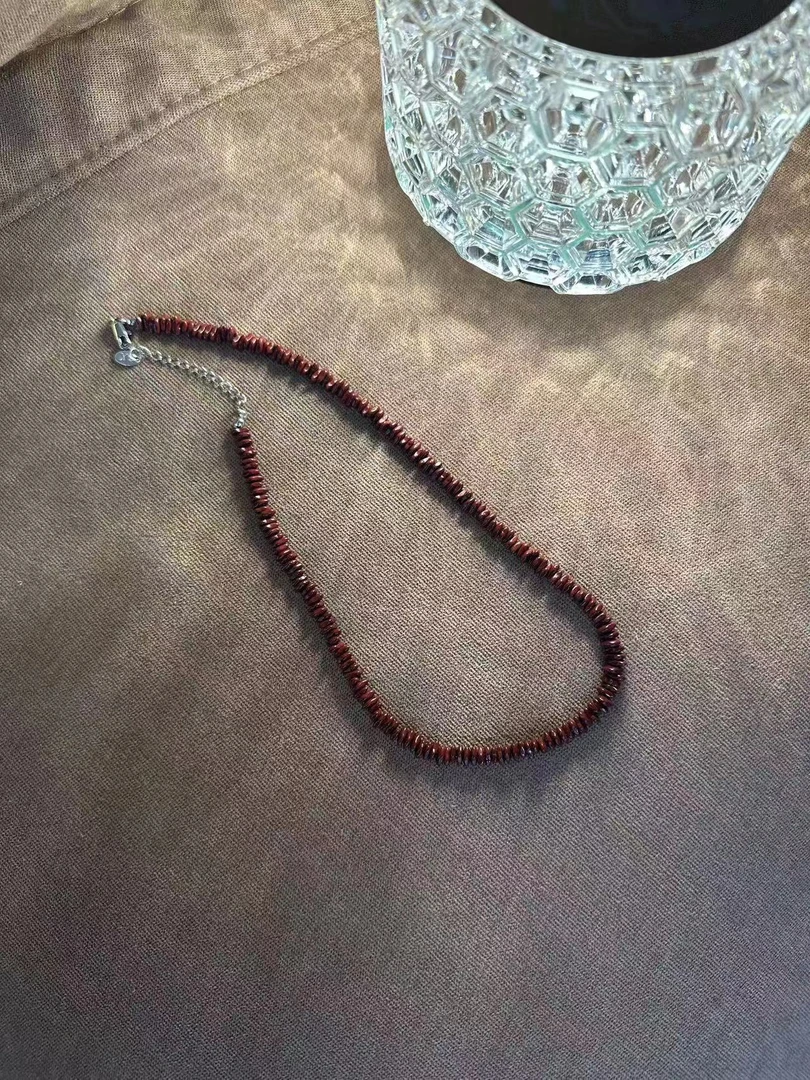 非金属亚克力项链 复古酒红色小碎石拼接项链 WWA048