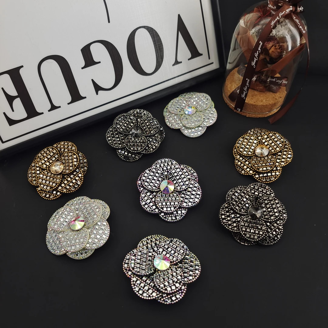 小香风多层立体满钻山茶花别针款AZ173