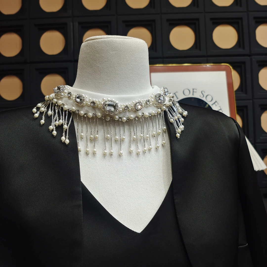 小香风珍珠水钻流苏假领子AZ087