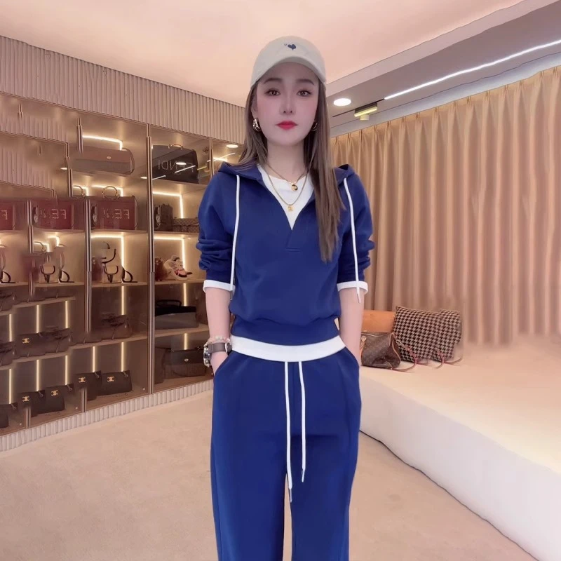 运动套装网红爆款女春秋三件连帽卫衣上衣休闲阔腿裤搭配一整套