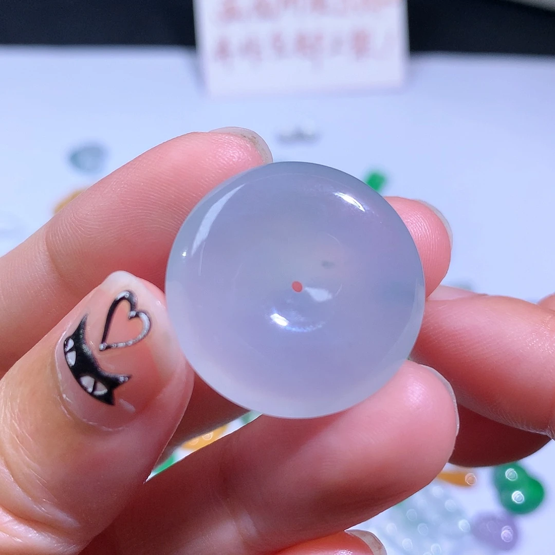 翡翠颈饰未镶嵌紫扣